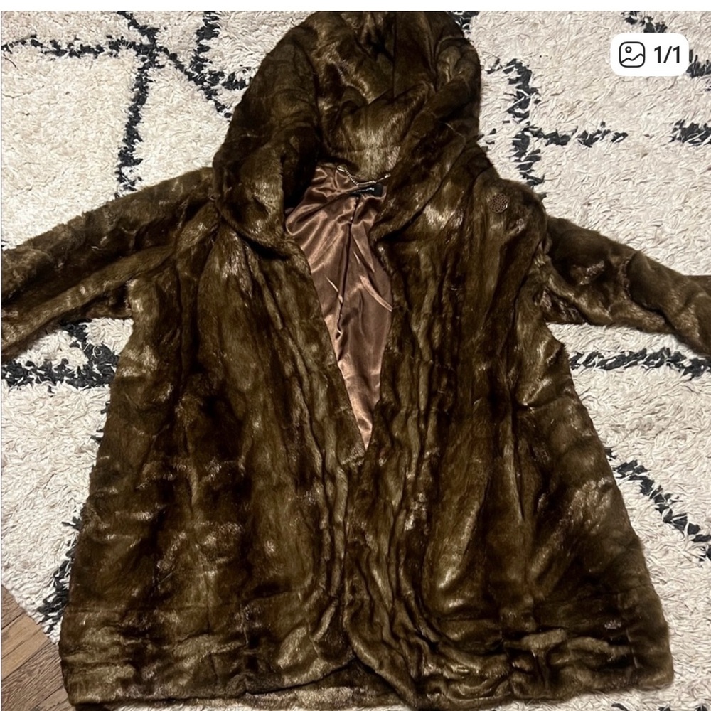Luxurious Brown Faux Fur Coat